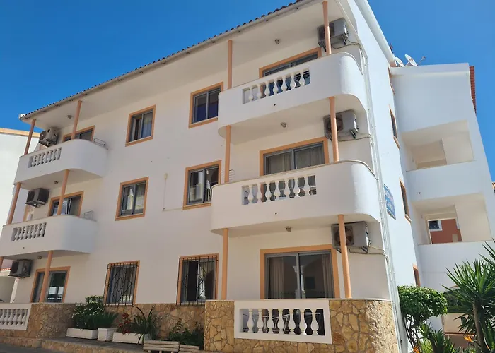 Cabrita Apartment