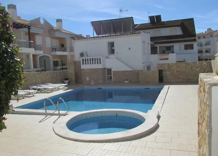Cabrita Apartment