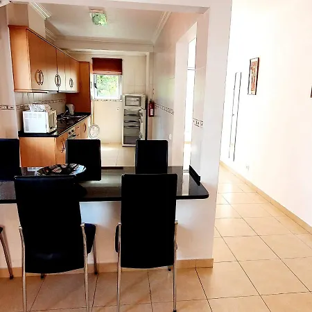 Cabrita Apartman Olhos de Água
