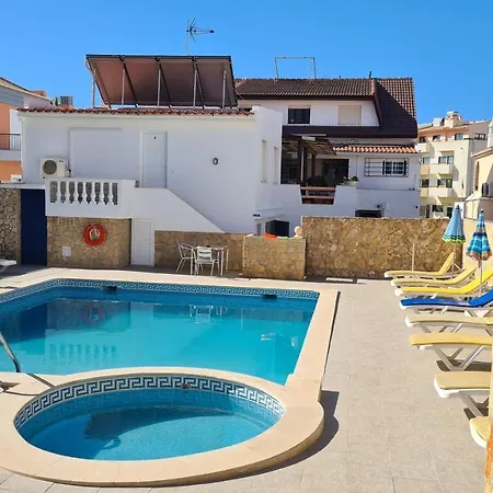 Apartment Cabrita *