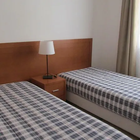 Apartament Cabrita *