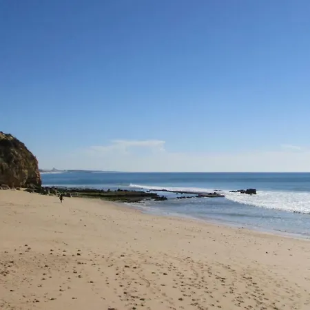 Cabrita * Olhos de Agua (Albufeira)