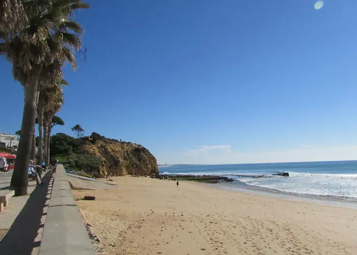 Daire Cabrita Olhos de Agua (Albufeira)